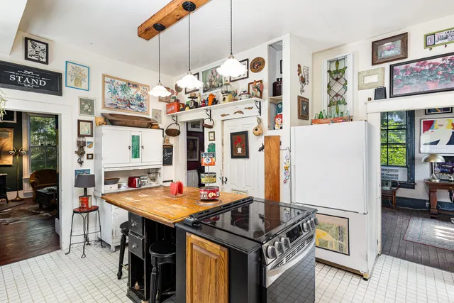 $430,000 | E2044 770th Avenue, Knapp, WI 54749