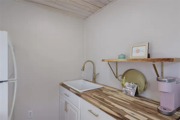 $850,000 | 4715 7th Avenue West, Bradenton, FL 34209