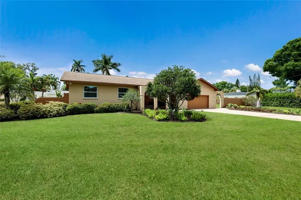 $850,000 | 4715 7th Avenue West, Bradenton, FL 34209