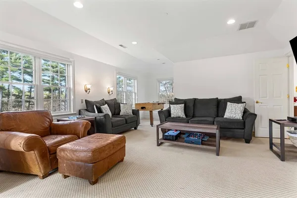 $1,999,997 | 1 Gussett Road, Wenham, MA 01984
