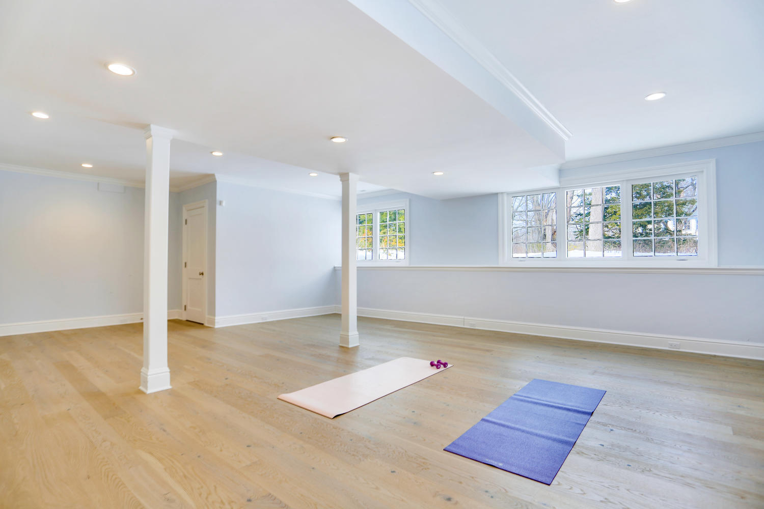 50 White Oak Shade Road New Canaan, CT 06840 - Photo 31 of 38 an empty room with windows and closet