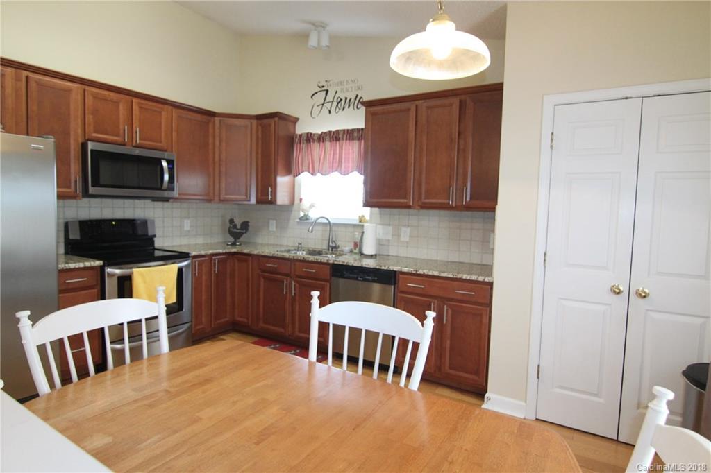 812 River Trail Road Lowell, NC 28098 - Photo 6 of 28 Gallery Image 6