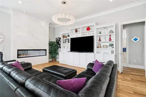 $949,000 | 180 Magnolia Mound Avenue, Covington, LA 70433