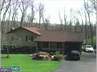 216 Chapel Hill Road Reading, PA 19608 - Photo 1 of 6