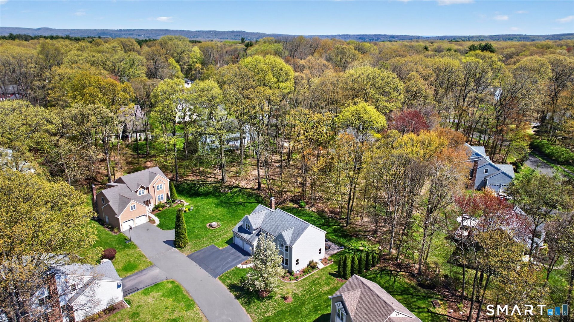 7 Village View Lane Farmington, CT 06085 - Photo 4 of 40