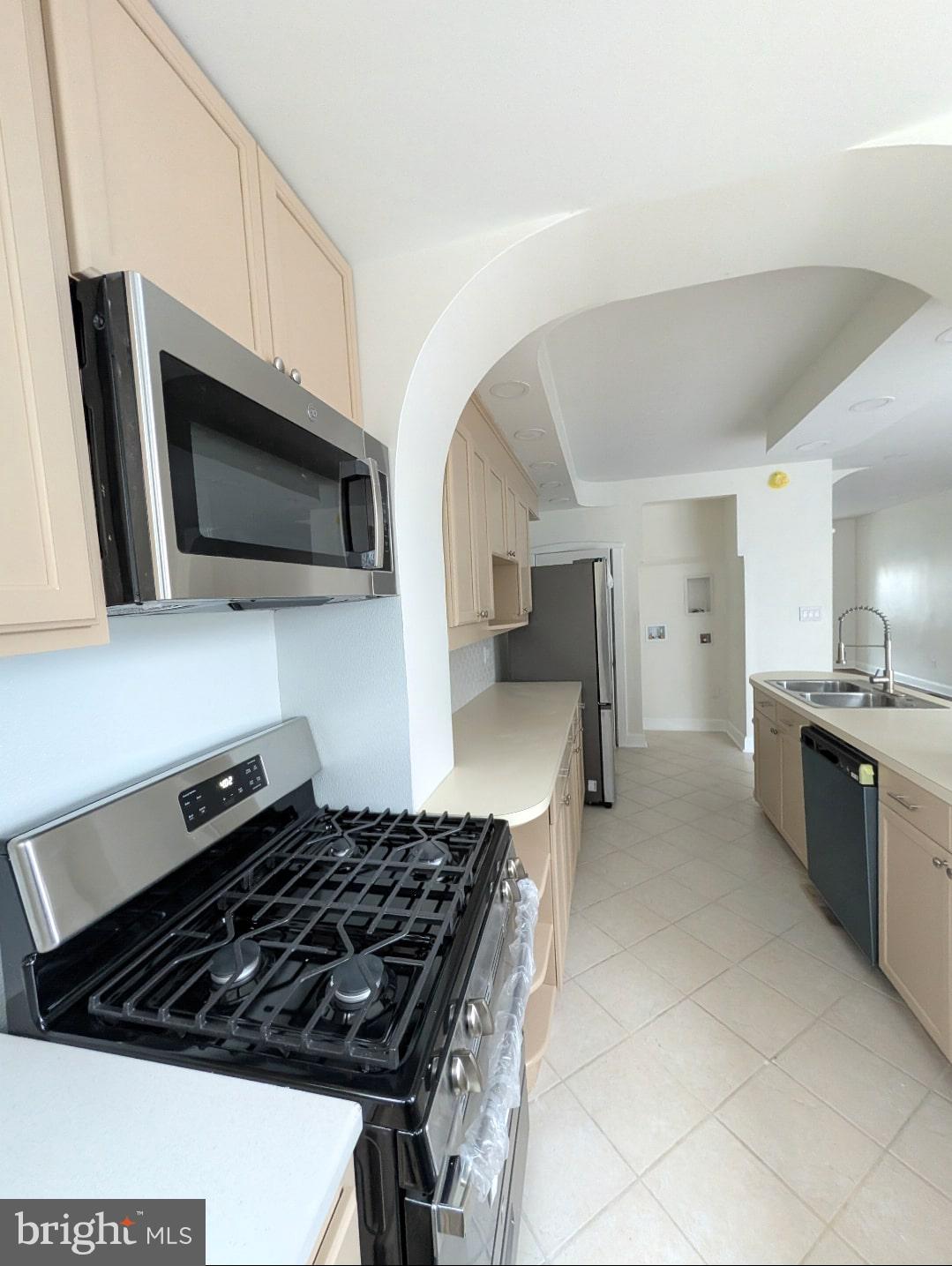 9 Berbro Avenue Upper Darby, PA 19082 - Photo 25 of 66 Kitchen