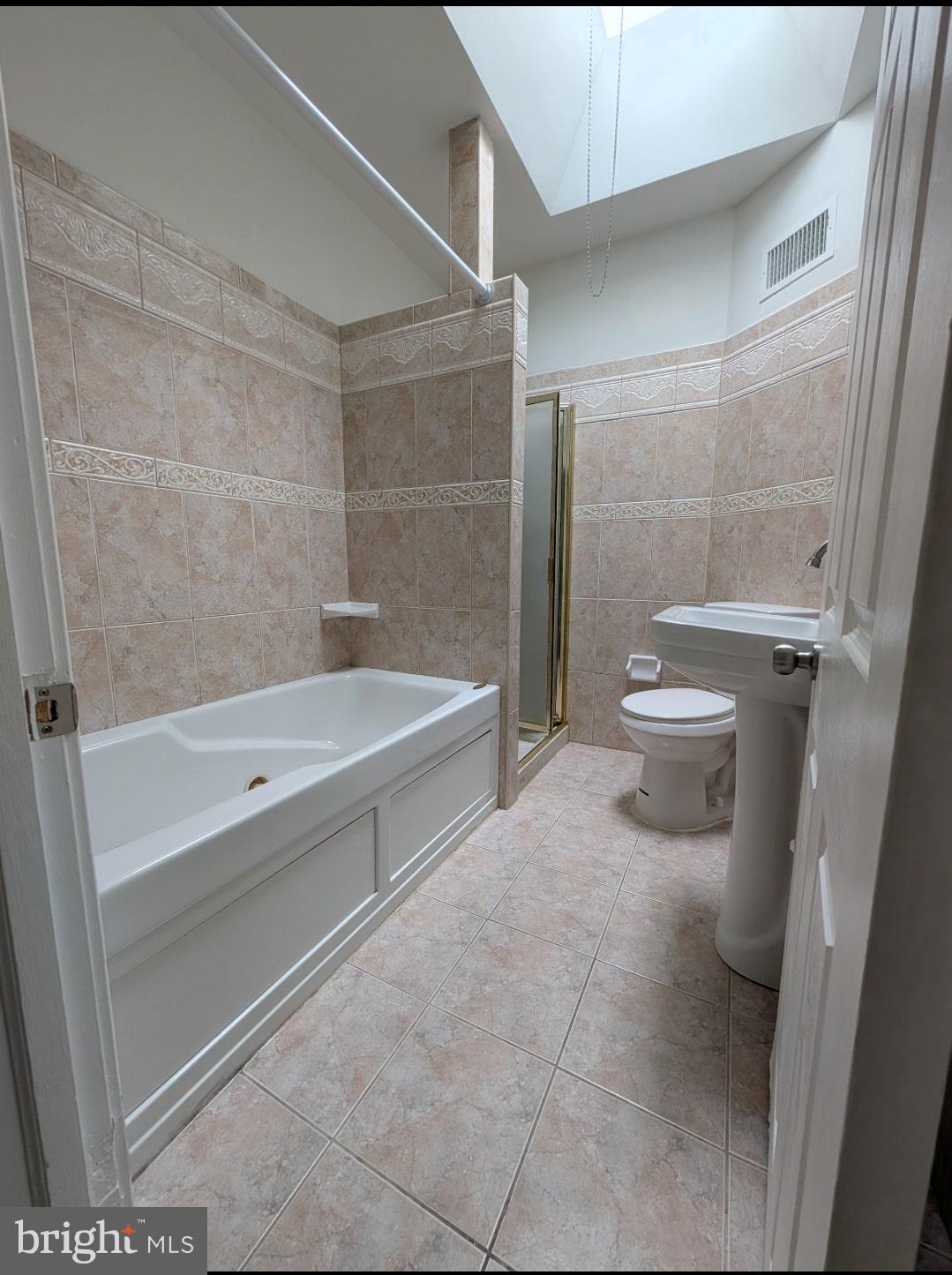 9 Berbro Avenue Upper Darby, PA 19082 - Photo 42 of 66 Bathroom #1