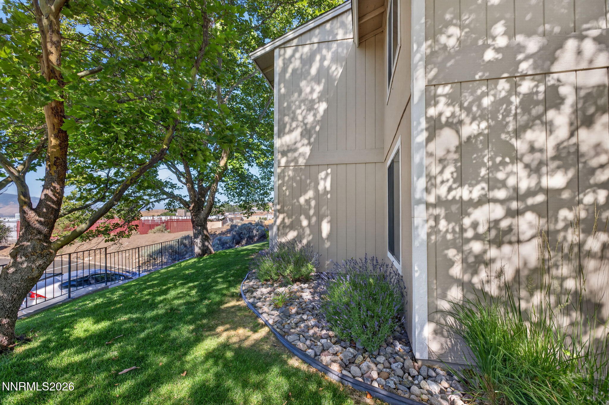 3865 East Leonesio Drive, Unit G1 Reno, NV 89512 - Photo 27 of 28 32-web-or-mls-021_IMG_2424