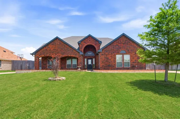 $495,000 | 1080 Estates Drive, Kennedale, TX 76060