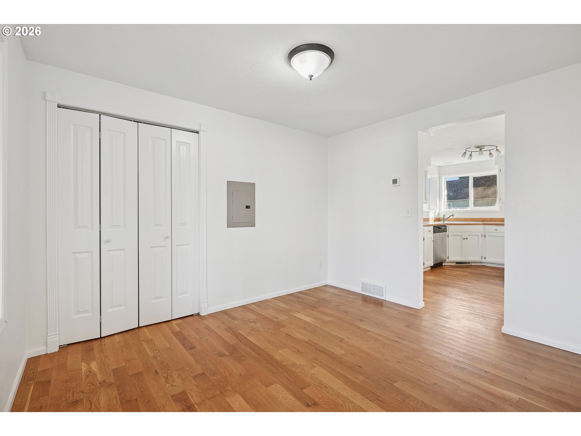 495 Angelee Court Lebanon, OR 97355 - Photo 18 of 32