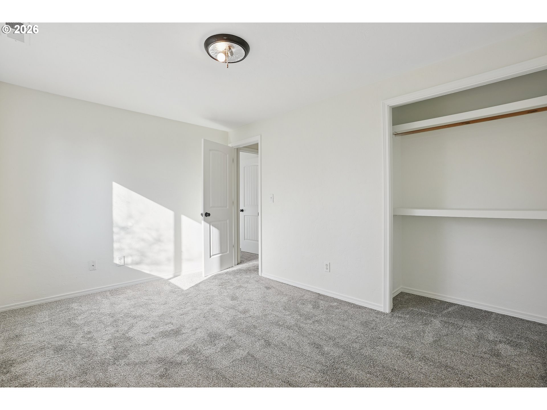 495 Angelee Court Lebanon, OR 97355 - Photo 25 of 32