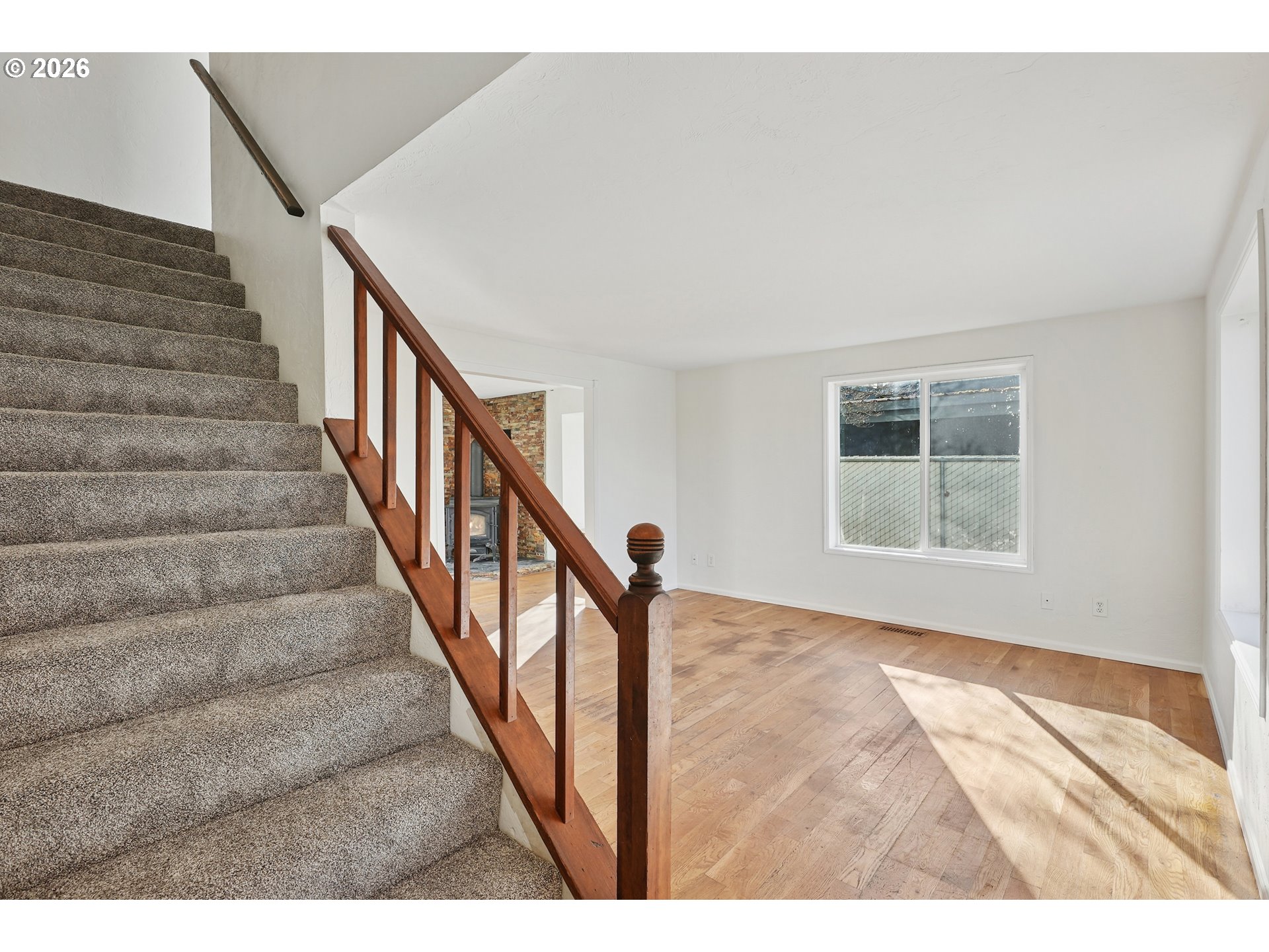 495 Angelee Court Lebanon, OR 97355 - Photo 7 of 32