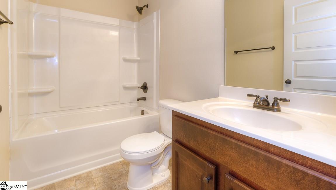 308 Stoneleigh Road Simpsonville, SC 29681 - Photo 15 of 31 Gallery Image 15