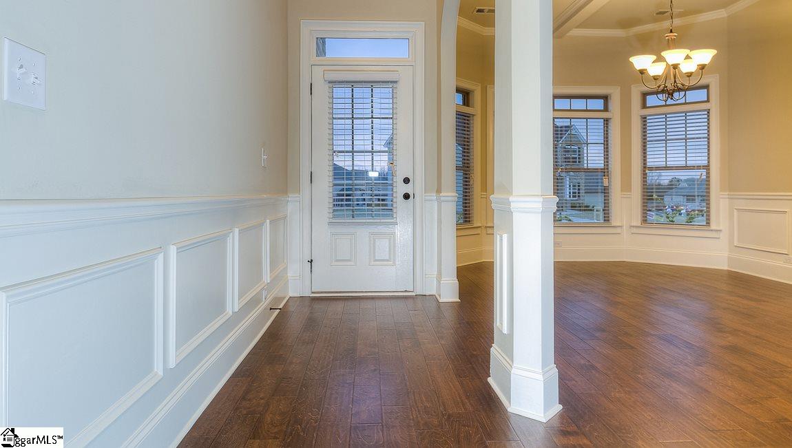 308 Stoneleigh Road Simpsonville, SC 29681 - Photo 4 of 31 Gallery Image 4