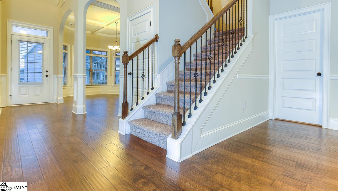 308 Stoneleigh Road Simpsonville, SC 29681 - Photo 6 of 31 Gallery Image 6