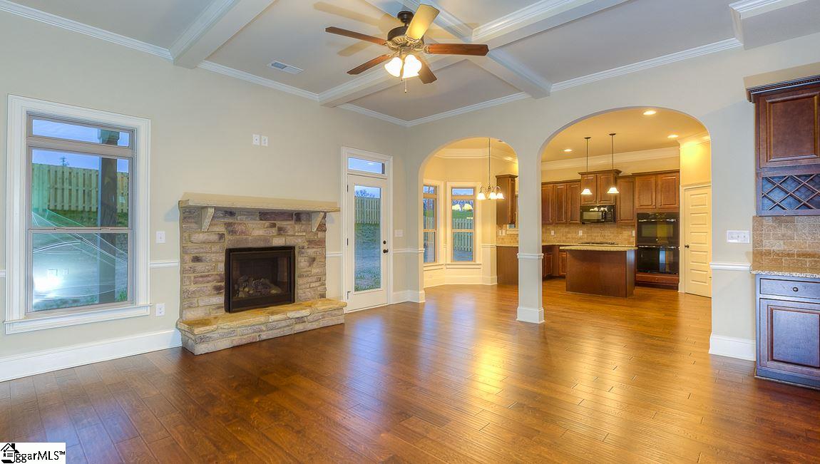 308 Stoneleigh Road Simpsonville, SC 29681 - Photo 8 of 31 Gallery Image 8