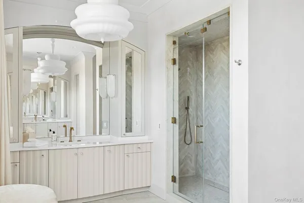 $24,750,000 | 34 Westbridge Lane, Westhampton Beach, NY 11978