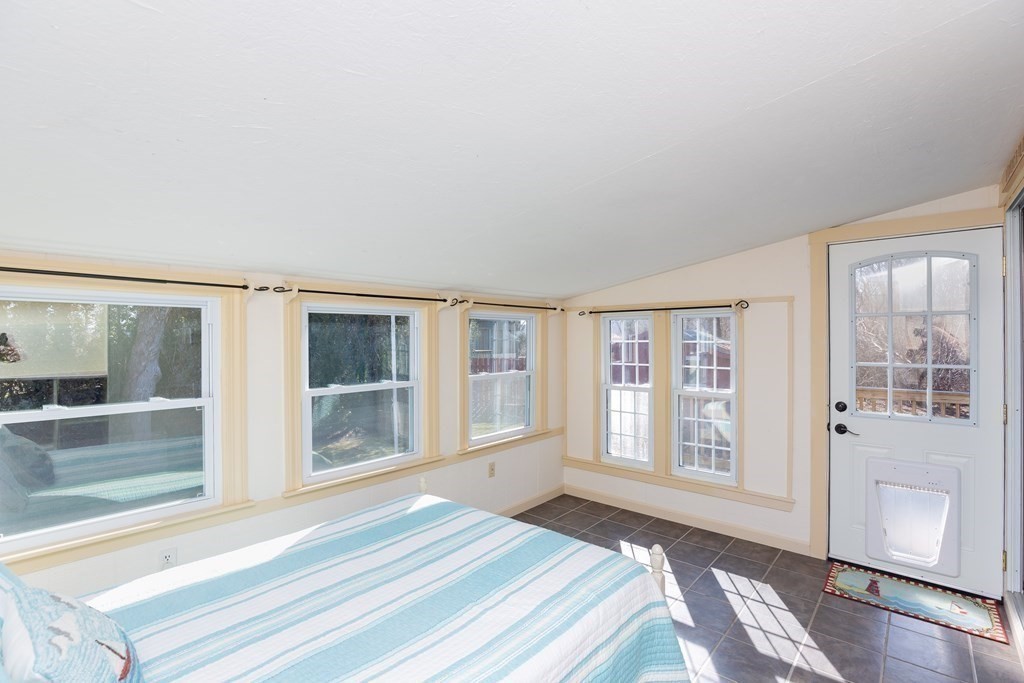 26 Blueberry Road Marshfield, MA 02050 - Photo 16 of 40 Gallery Image 16