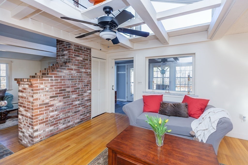 26 Blueberry Road Marshfield, MA 02050 - Photo 6 of 40 Gallery Image 6
