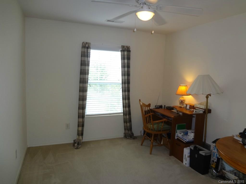 8926 Chalkstone Road Charlotte, NC 28216 - Photo 12 of 24 Gallery Image 12