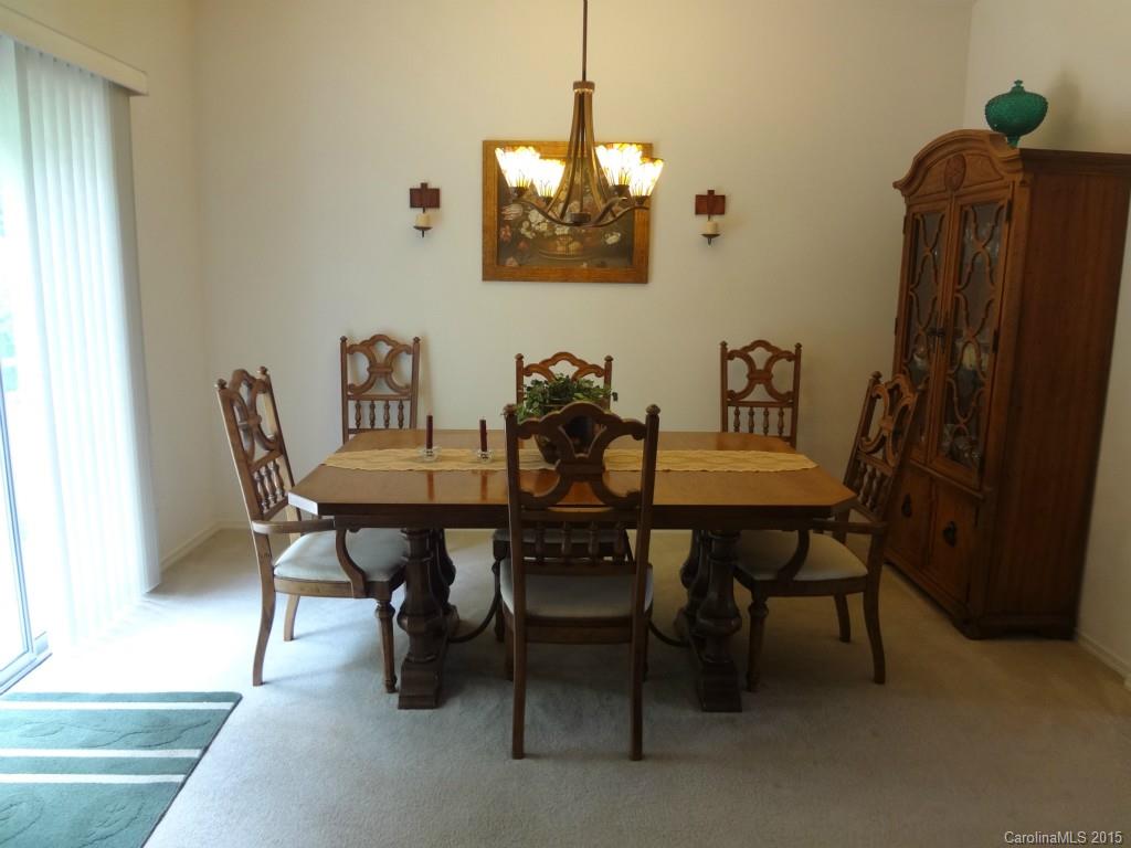 8926 Chalkstone Road Charlotte, NC 28216 - Photo 7 of 24 Gallery Image 7