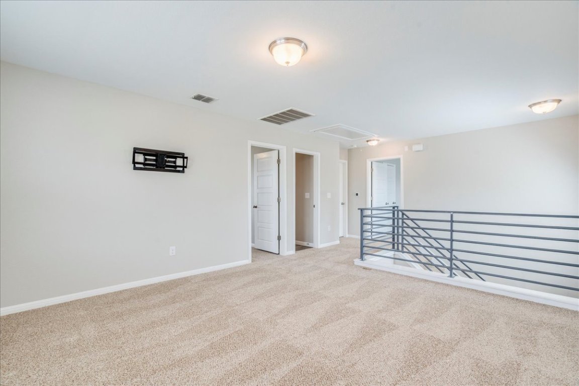 10317 Laurie Lane Austin, TX 78747 - Photo 13 of 35