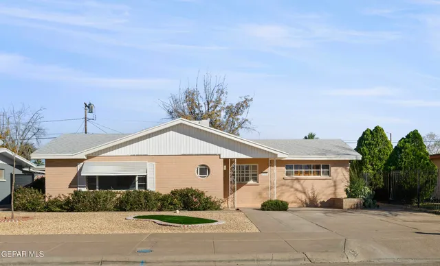 $278,000 | 1512 Meadowview Drive, El Paso, TX 79925