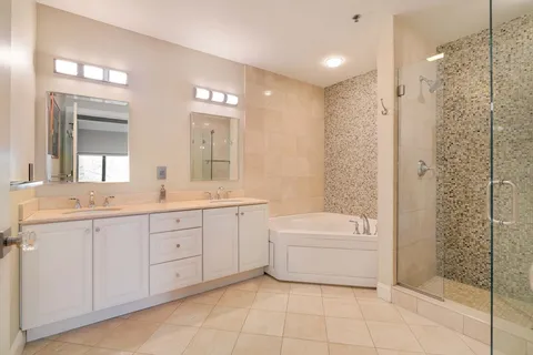 $1,850,000 | 10 Corporal McTernan Street, Unit C406, Cambridge, MA 02139