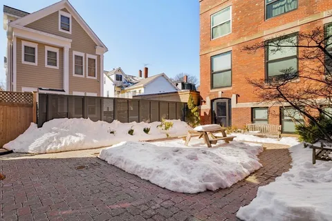 $1,850,000 | 10 Corporal McTernan Street, Unit C406, Cambridge, MA 02139