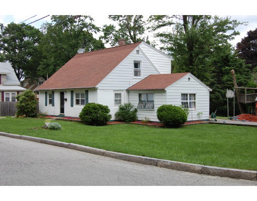 47 Romola Road Worcester, MA 01605 - Photo 1 of 15 Gallery Image 1