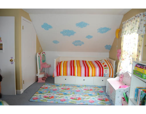 47 Romola Road Worcester, MA 01605 - Photo 12 of 15 Gallery Image 12