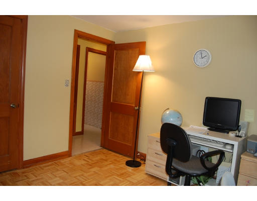47 Romola Road Worcester, MA 01605 - Photo 10 of 15 Gallery Image 10