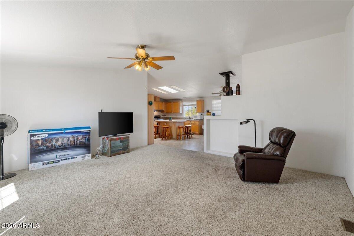 4580 Tagalong Trail Rimrock, AZ 86335 - Photo 13 of 37 Living room