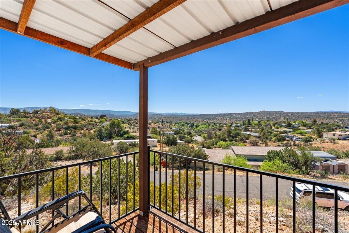4580 Tagalong Trail Rimrock, AZ 86335 - Photo 15 of 37 Living room patio view