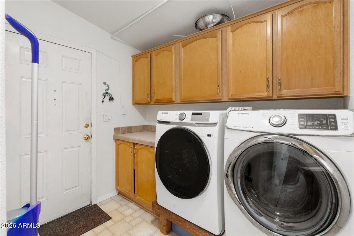 4580 Tagalong Trail Rimrock, AZ 86335 - Photo 22 of 37 Utility laundry room