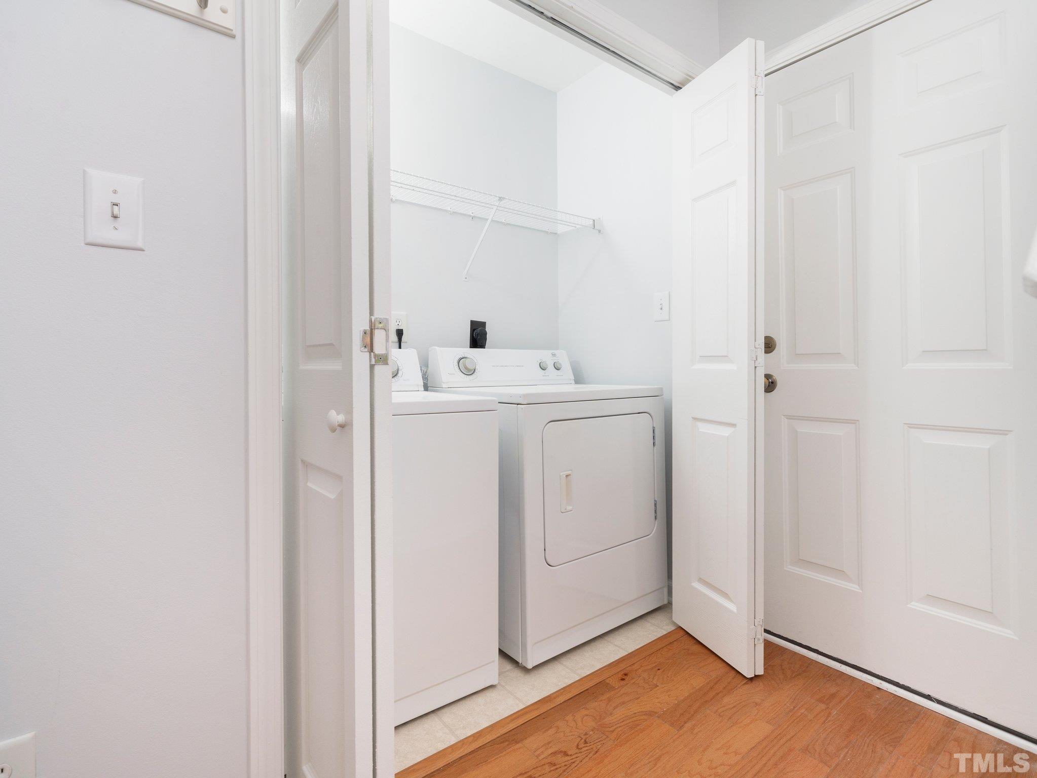 9708 Layla Avenue Raleigh, NC 27617 - Photo 5 of 24 Gallery Image 5
