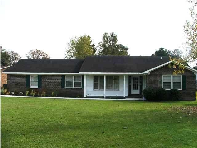 8215 Delhi Road North Charleston, SC 29406 - Photo 1 of 11 1 front