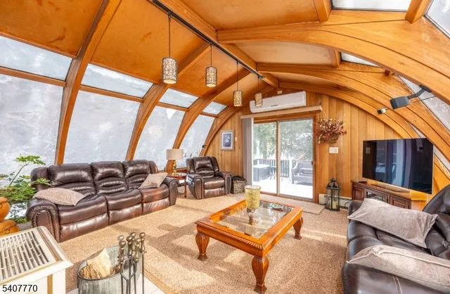 $599,999 | 3 Birchwood Drive, Vernon, NJ 07460