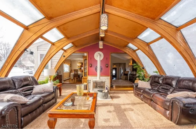 $599,999 | 3 Birchwood Drive, Vernon, NJ 07460