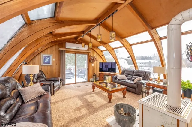 $599,999 | 3 Birchwood Drive, Vernon, NJ 07460