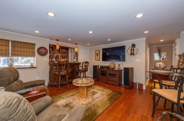 $599,999 | 3 Birchwood Drive, Vernon, NJ 07460