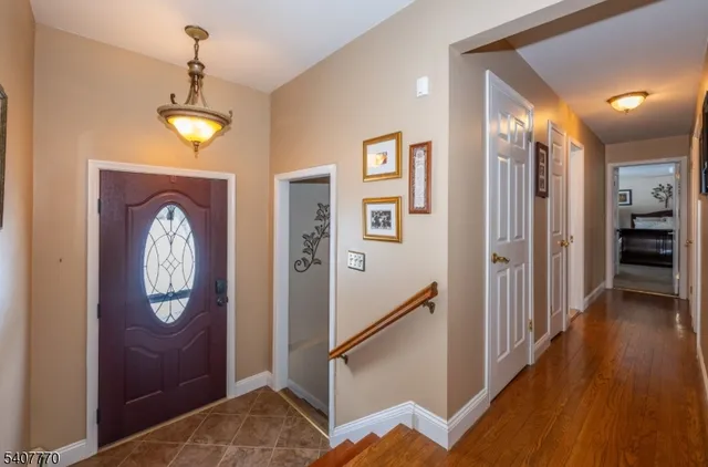 $599,999 | 3 Birchwood Drive, Vernon, NJ 07460