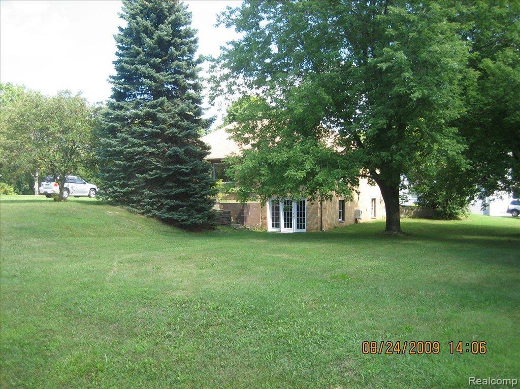 3325 Willet Avenue Rochester, MI 48309 - Photo 13 of 13 Yard