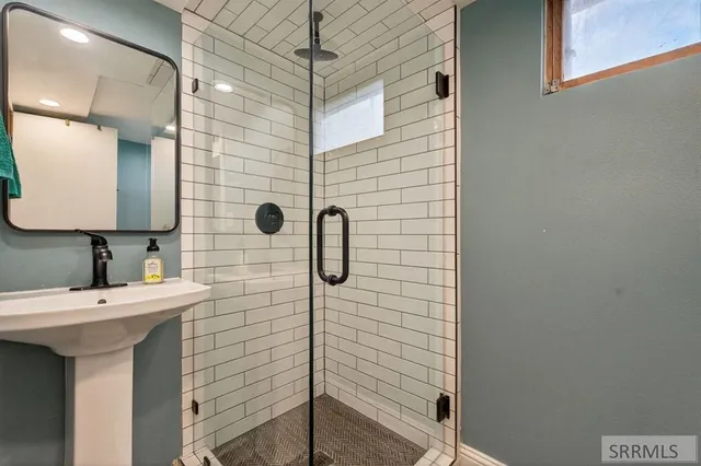 $309,900 | 1242 East Alameda Road, Pocatello, ID 83201