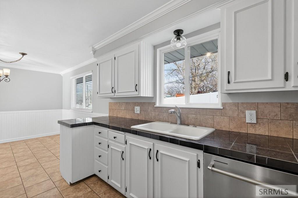 1242 East Alameda Road Pocatello, ID 83201 - Photo 5 of 34