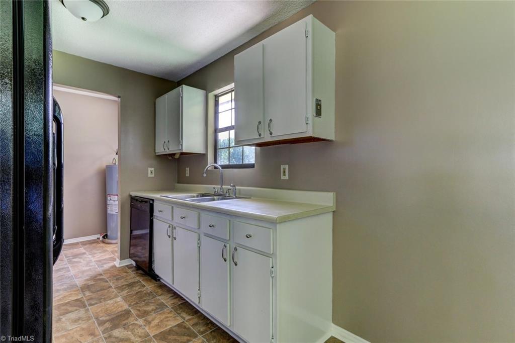 283 Reid Road Reidsville, NC 27320 - Photo 12 of 30 Gallery Image 12