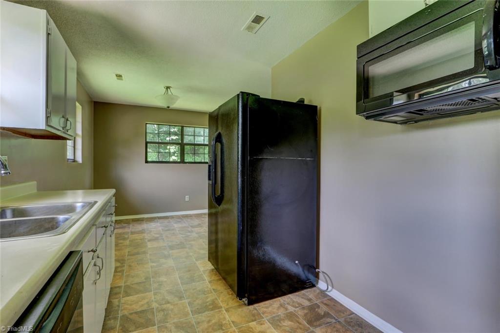283 Reid Road Reidsville, NC 27320 - Photo 13 of 30 Gallery Image 13