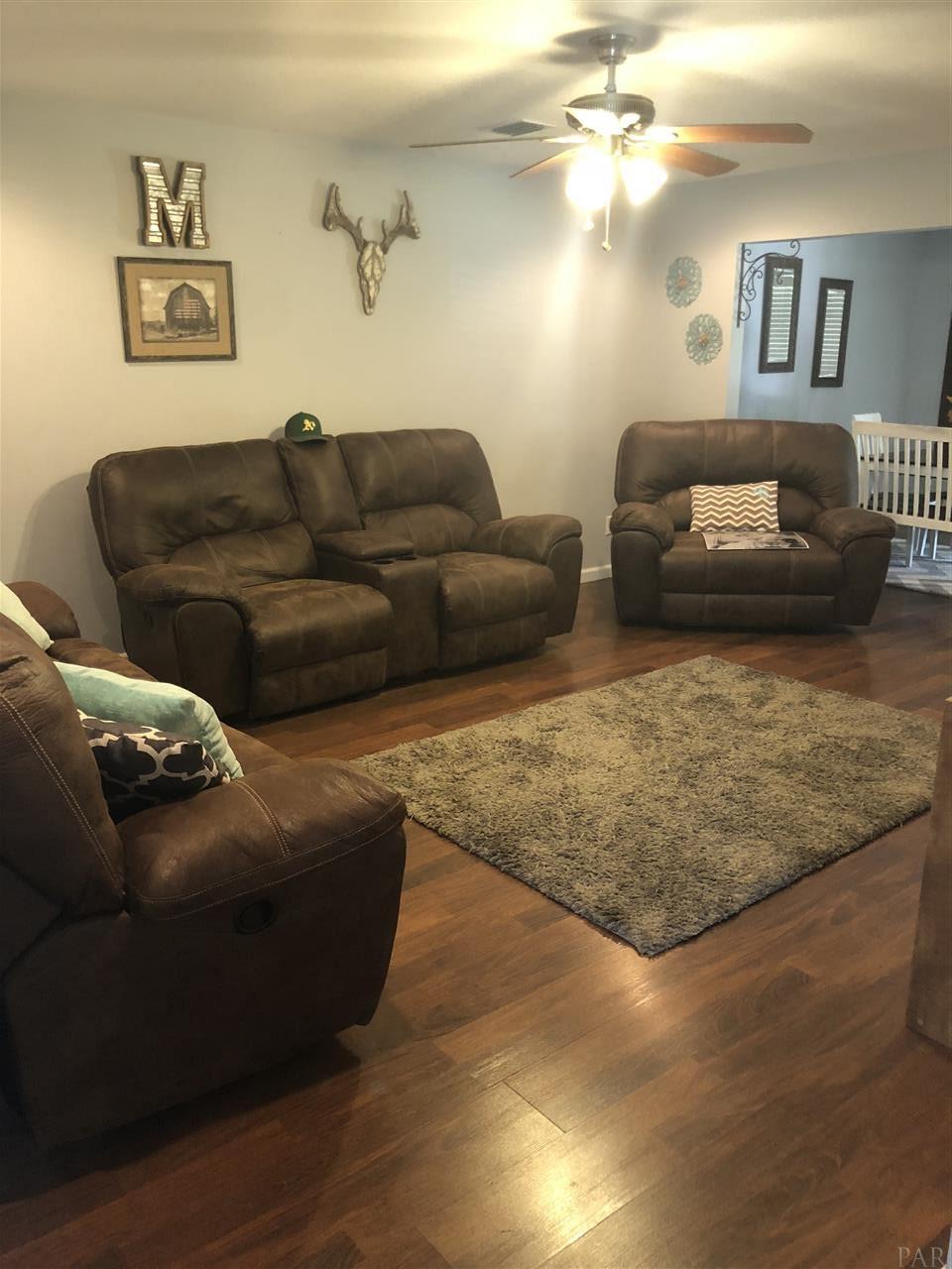 6531 Southridge Road Milton, FL 32570 - Photo 4 of 32 Gallery Image 4