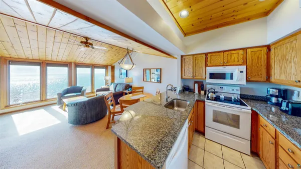 $435,000 | 7192 Highway 61, Unit 30, Tofte, MN 55615