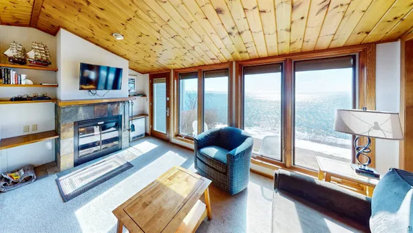 $435,000 | 7192 Highway 61, Unit 30, Tofte, MN 55615